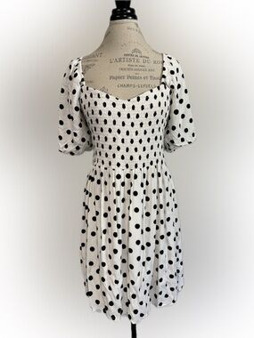 Polka Dot Puff Sleeve Dress